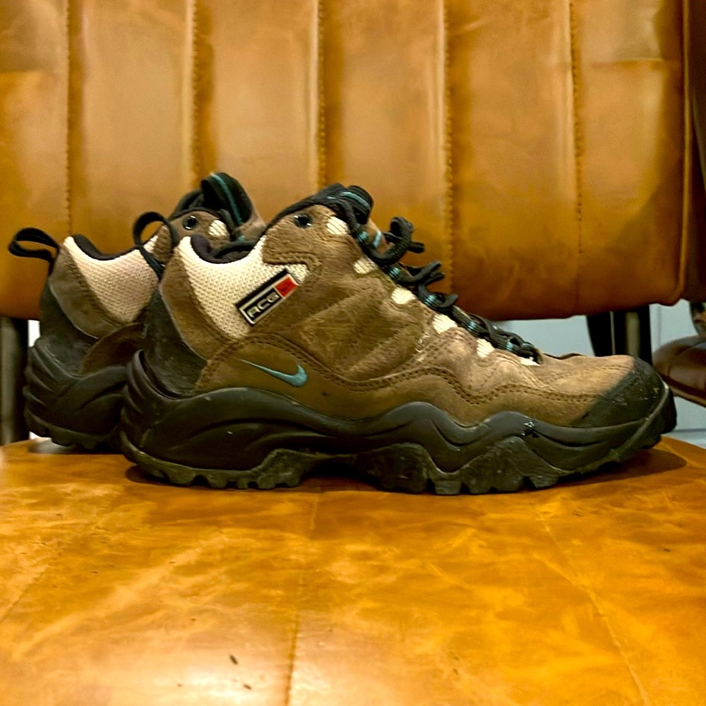 Vintage Y2K Nike ACG Hiking Trail Boots Brown US 7 UK 4.5
